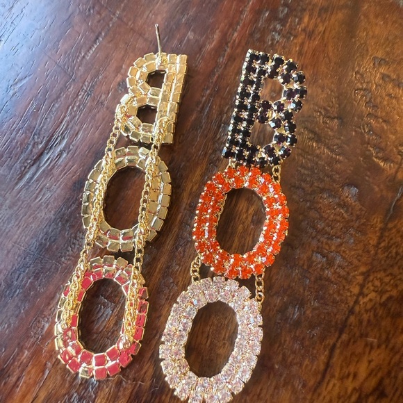 Rhinestone “BOO” Halloween Dangle Earrings – Black, Orange & Clear - Picture 3 of 3